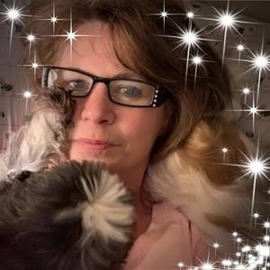 Meet your Posher, Becki
